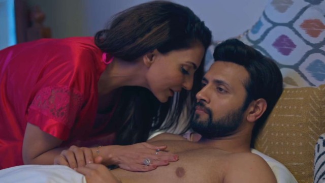 V3 E04 2025 Imaxxtv Hindi Hot Web Series