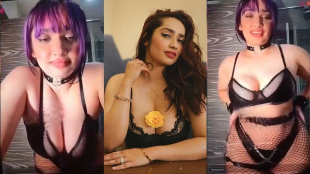 Aditi Mistry New BDSM Live Cosplay Locked Hands Shaking Boobs and Ass Using Hunter Part 4